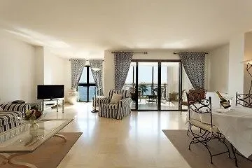 Relais De La Reine Канни